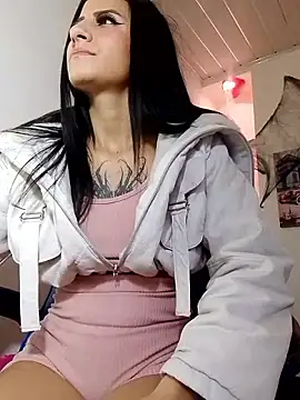 Anniee x online show from 10.30.25