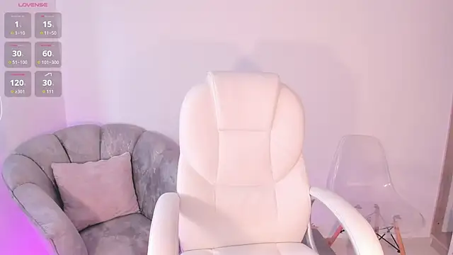 NiiaEvanss online show from 01.29.25