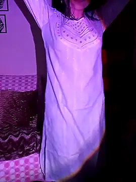 Snapshot of Angelnirvanaa chatting on 10.29.25 Angelnirvanaa online show from 10.29.25