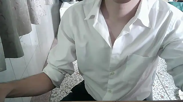 KYU890428 online show from 07.03.26