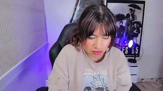 Ji Eun online show from 01.05.25