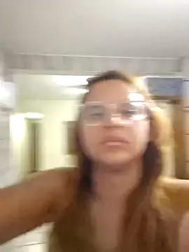 AliceRuivinha2 online show from 02.17.25