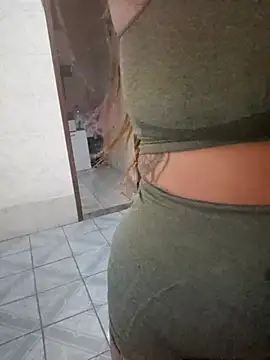 AliceRuivinha2 online show from 10.22.25