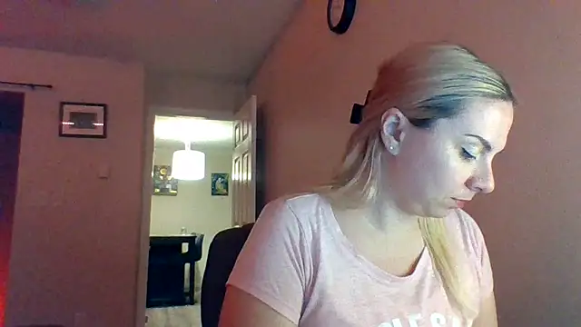 HappyIva online show from 09.19.25