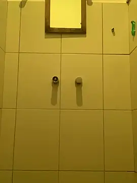 Snapshot of GoloZeusMax chatting on 01.21.25 GoloZeusMax online show from 01.21.25