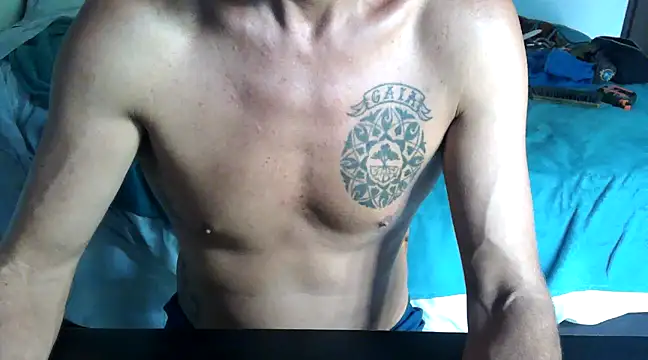 Snapshot of GoloZeusMax chatting on 02.07.25 GoloZeusMax online show from 02.07.25