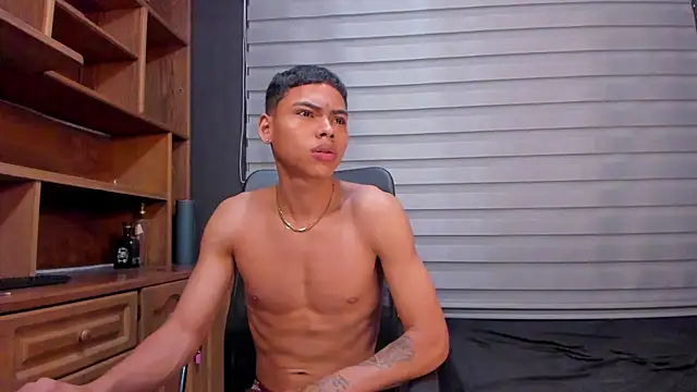 adam piarse01 online show from 03.15.25