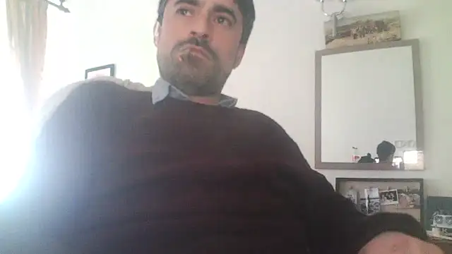 Snapshot of Patrickhound chatting on 02.10.25 Patrickhound online show from 02.10.25