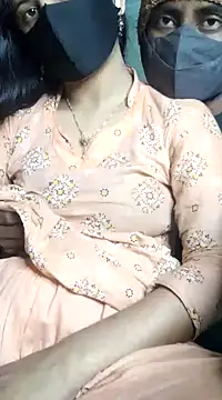 Snapshot of Hot_Nila chatting on 01.07.25 Hot Nila online show from 01.07.25