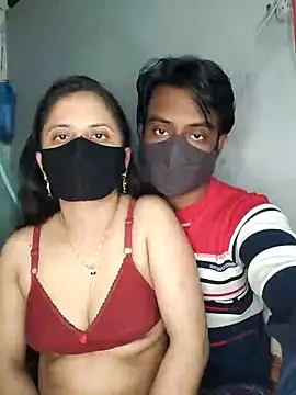 Snapshot of Hot_Nila chatting on 01.24.25 Hot Nila online show from 01.24.25
