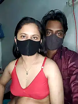 Snapshot of Hot_Nila chatting on 02.07.25 Hot Nila online show from 02.07.25