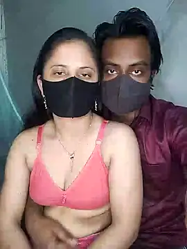 Snapshot of Hot_Nila chatting on 02.11.25 Hot Nila online show from 02.11.25