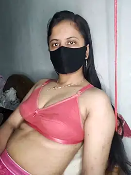Snapshot of Hot_Nila chatting on 02.17.25 Hot Nila online show from 02.17.25