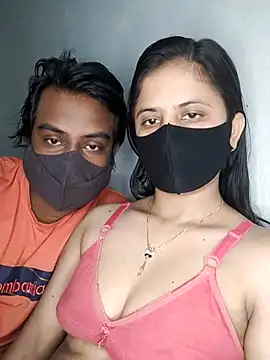 Snapshot of Hot_Nila chatting on 02.28.25 Hot Nila online show from 02.28.25