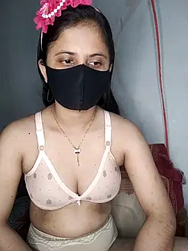 Snapshot of Hot_Nila chatting on 03.15.25 Hot Nila online show from 03.15.25