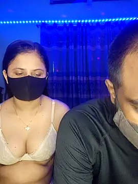 Snapshot of Hot_Nila chatting on 09.09.25 Hot Nila online show from 09.09.25