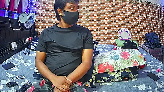 Hot Nila online show from 04.19.26