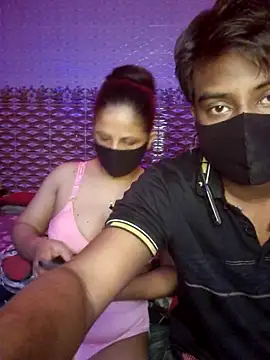 Hot Nila online show from 05.17.26