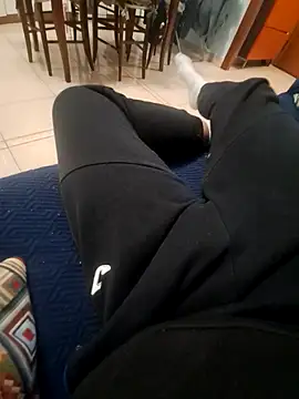 twooloverss online show from 12.14.25