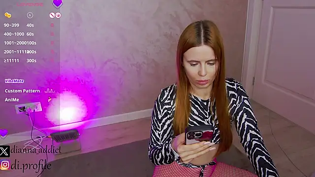 uhlala   online show from 02.19.25