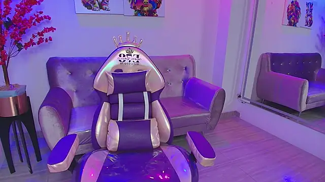 Snapshot of Arianna_sweeet chatting on 02.28.25 Arianna sweeet online show from 02.28.25