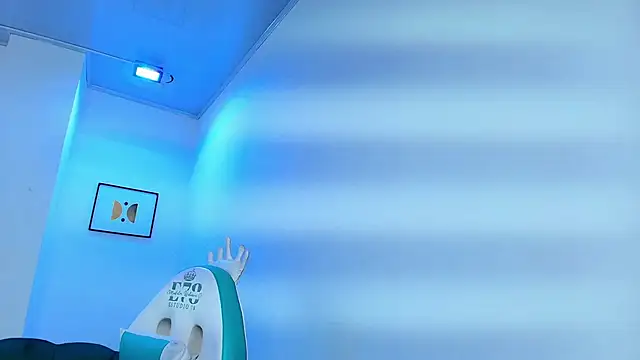 Snapshot of Arianna_sweeet chatting on 09.26.25 Arianna sweeet online show from 09.26.25