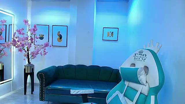 Snapshot of Arianna_sweeet chatting on 09.27.25 Arianna sweeet online show from 09.27.25