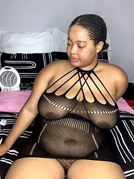 sexytinashe21 online show from 12.16.25