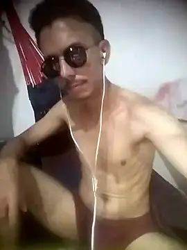 MagrinhoSaradoo online show from 02.04.25