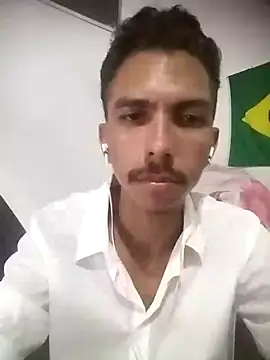 MagrinhoSaradoo online show from 02.22.25