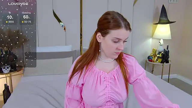 EllieGarson online show from 11.04.25