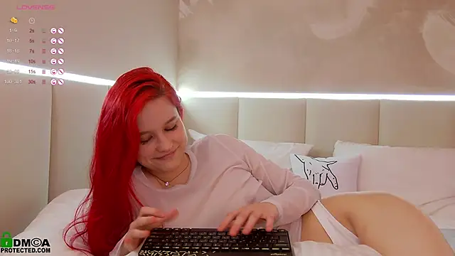 Rina Red online show from 01.18.25