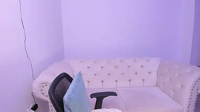 Santiago huntt online show from 01.14.25