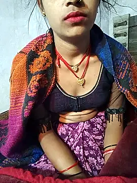 Snapshot of Amaya_Bajwa chatting on 02.13.25 Amaya Bajwa online show from 02.13.25