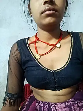 Snapshot of Amaya_Bajwa chatting on 03.09.25 Amaya Bajwa online show from 03.09.25