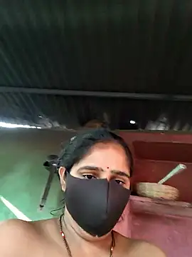 Snapshot of Amaya_Bajwa chatting on 04.26.26 Amaya Bajwa online show from 04.26.26