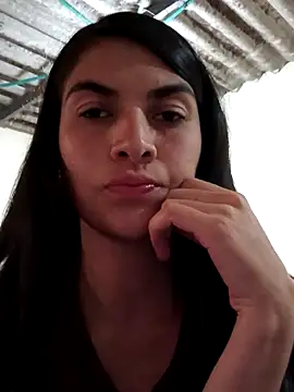 blue and whithe online show from 04.06.26