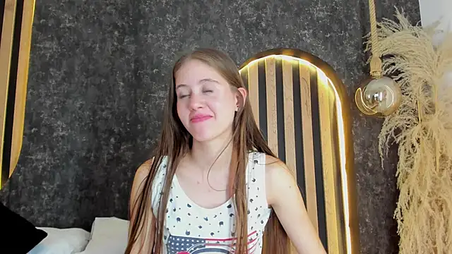 sara  jones gh online show from 02.03.25