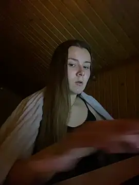 mewKate online show from 02.12.25