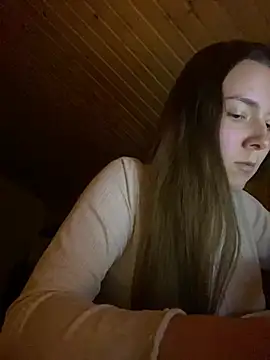 mewKate online show from 02.15.25