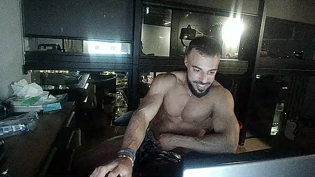 Snapshot of todddantes25 chatting on 01.10.25 todddantes25 online show from 01.10.25