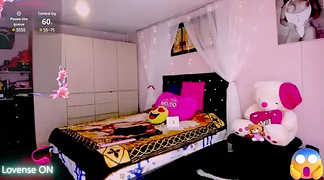 Aliana Ross online show from 03.08.25