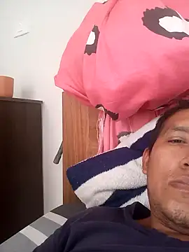 Elpeque x40 online show from 01.17.25