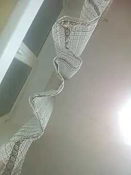 Lauren Amabel online show from 04.02.26