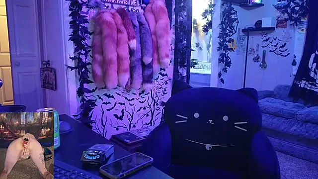 trashbrat online show from 02.12.26