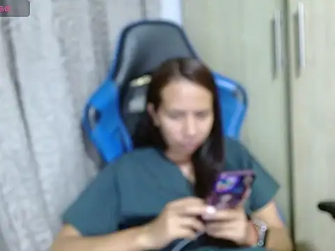 Danielagomez33 online show from 04.19.26