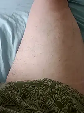 curtindo-muito82 online show from 11.30.25