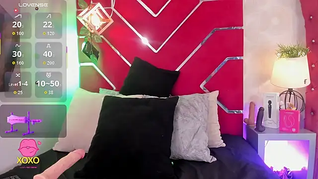 VeronicaOlson  online show from 10.11.25