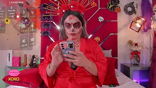 VeronicaOlson  online show from 10.21.25