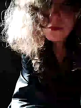 RawMiss online show from 01.26.25